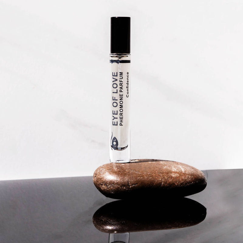 Eye Of Love Confidence Pheromone Cologne - 10 ml - Citrus Musk Scented Pheromone Cologne for Men to attract Women - 10 ml Spray